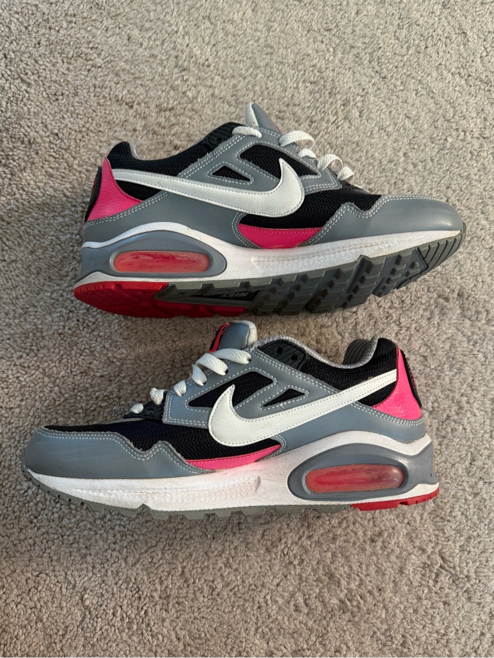 Retro Nike Air Y2K 8